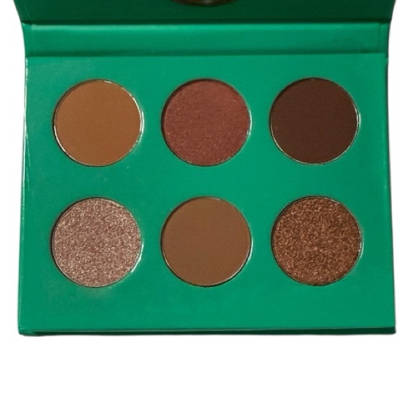 Juvia's Place Mini Eyeshadow Palette - Picture 4 of 4